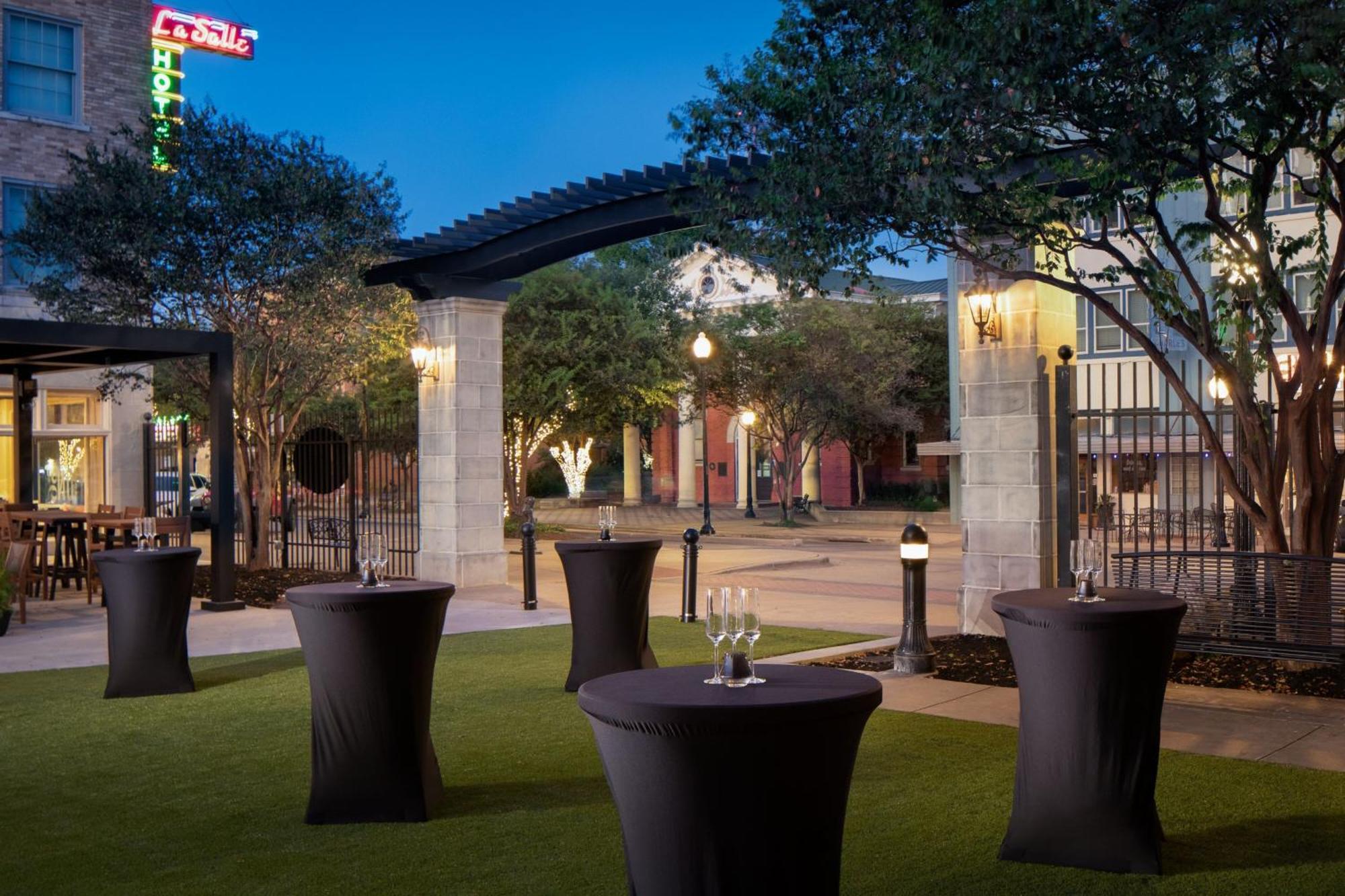 The Lasalle Hotel, Bryan College Station, A Tribute Portfolio Hotel Buitenkant foto